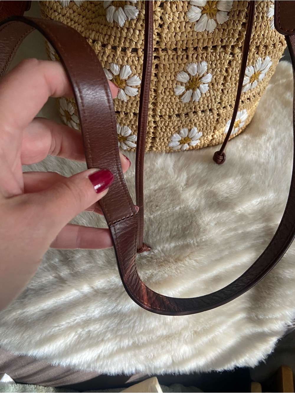 SEZANE Daisy Embroidered Raffia Farrow Bag. ⚜️ - Picture 7 of 15